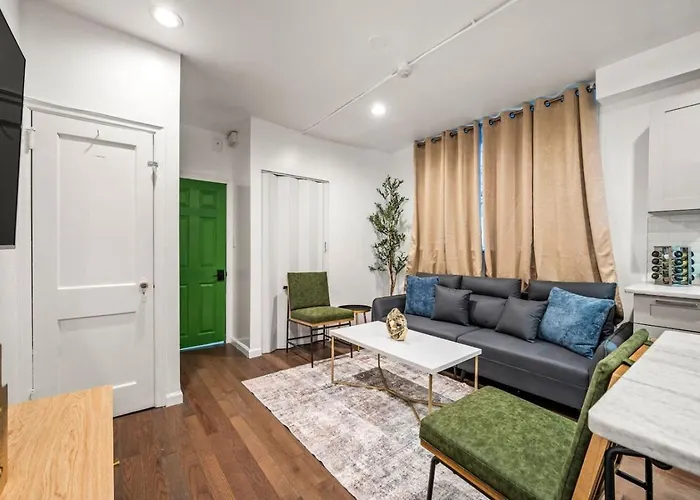 New 1-Bd In Prime Philly Location With King Bed