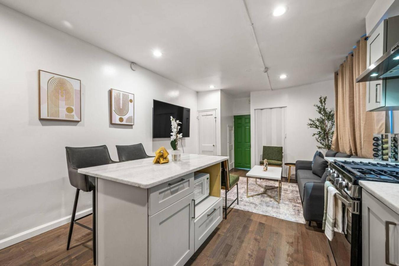 New 1-bd In Prime Philly Location With King Bed Apartment Philadelphia
